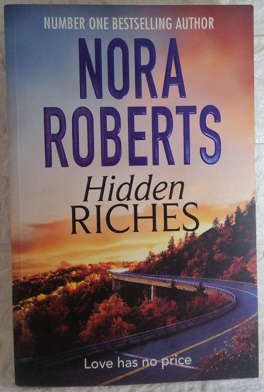 Hidden Riches (Nora Roberts)