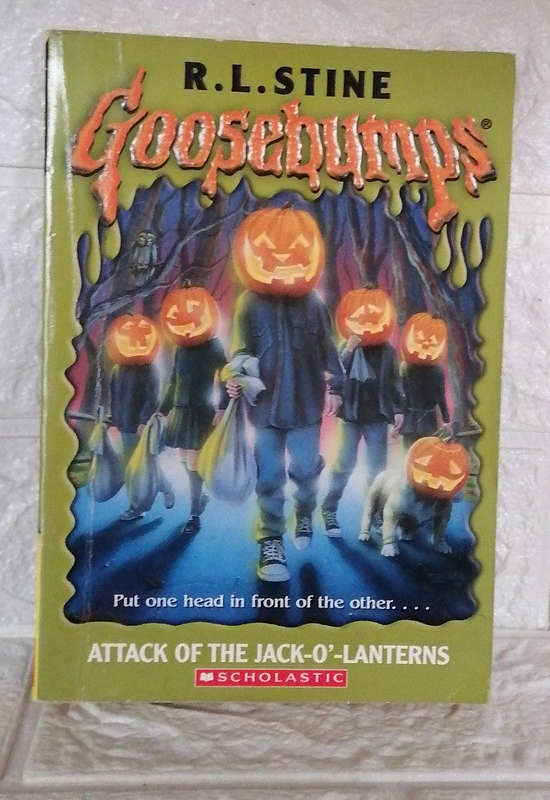 Attack Of The Jack-O'-lanterns (Goosebumps, #48) (R.L. Stine)
