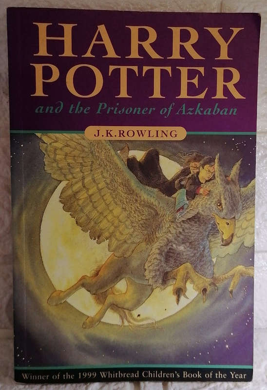 Harry Potter and the Prisoner of Azkaban (Harry Potter, #3) (J.K. Rowling)