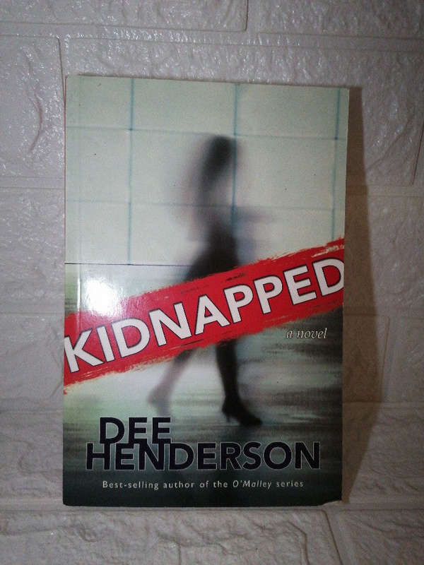 Kidnapped (Dee Henderson)