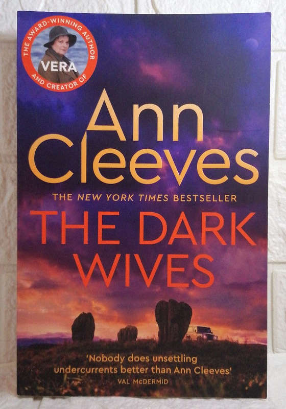 The Dark Wives (Vera Stanhope #11)