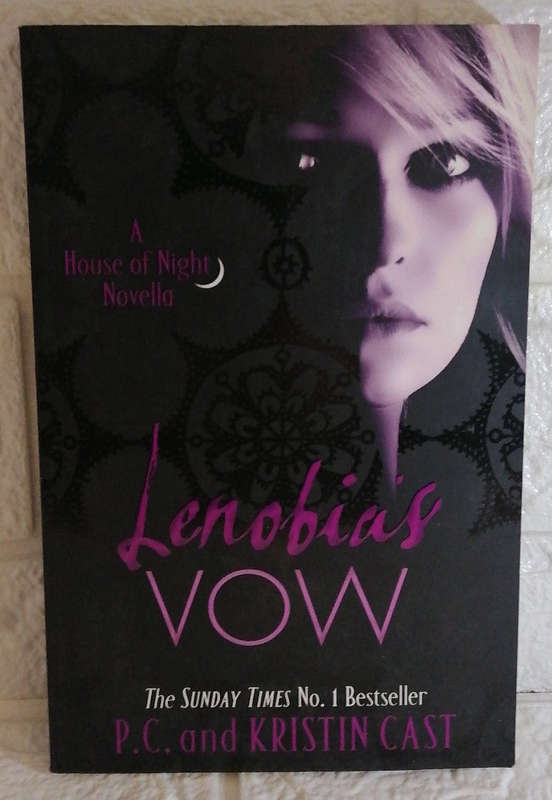 Lenobia's Vow (House Of Night Novellas, #2) (P.C. Cast)