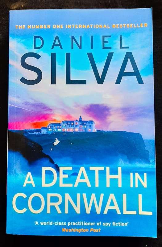 A Death In Cornwall (Gabriel Allon #24) (Daniel Silva)