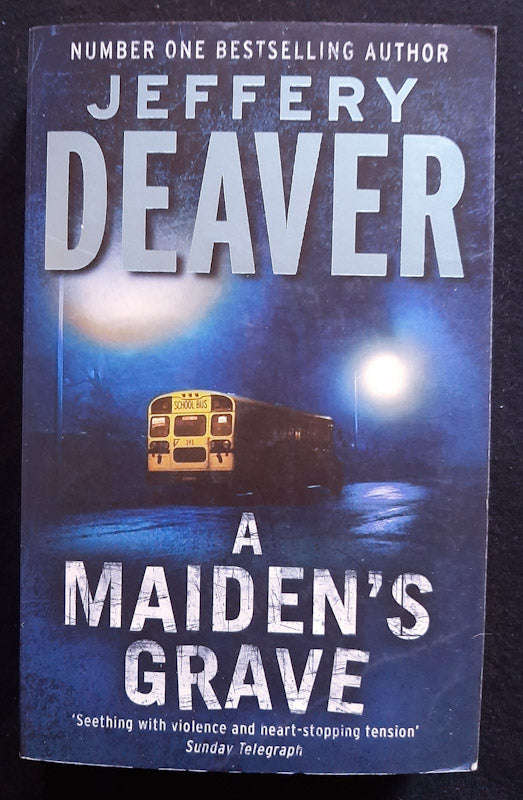 A Maiden'S Grave (Jeffery Deaver)