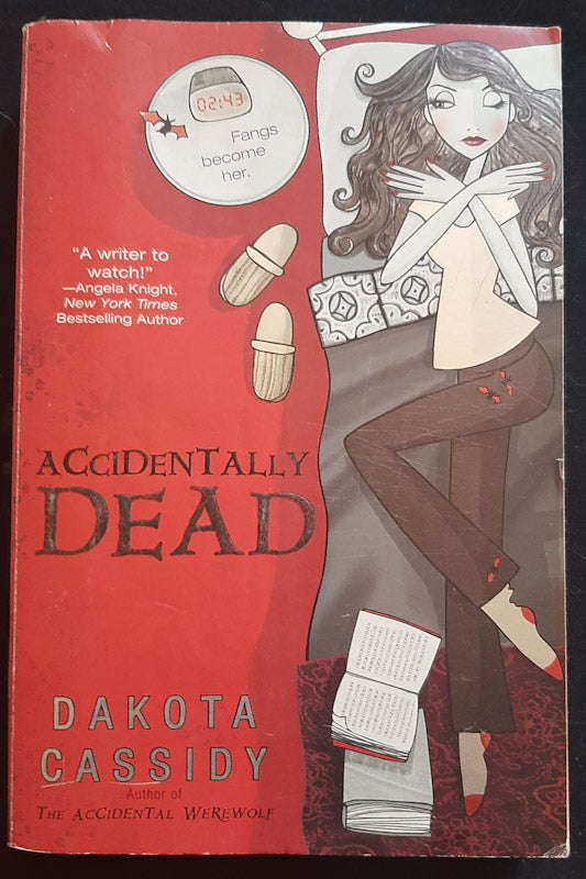 Accidentally Dead (Accidentally Paranormal #2) (Dakota Cassidy)