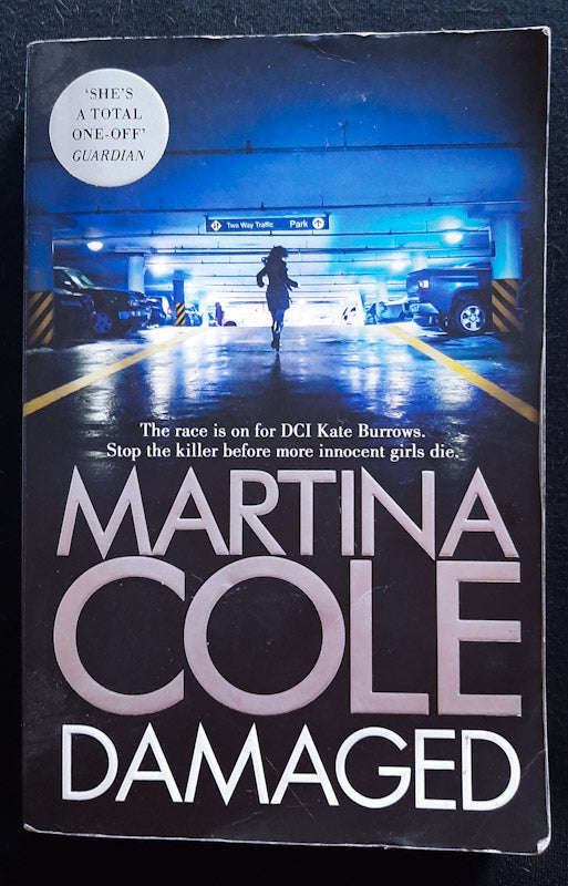 Damaged (Di Kate Burrows #4) (Martina Cole)