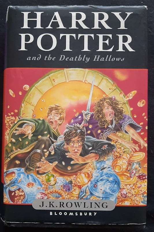 Harry Potter and the Deathly Hallows (Harry Potter #7) (J. K. Rowling)