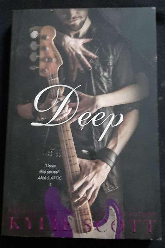Deep (Stage Dive #4) (Kylie Scott)