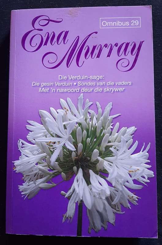 Ena Murray Omnibus 29 (Ena Murray)