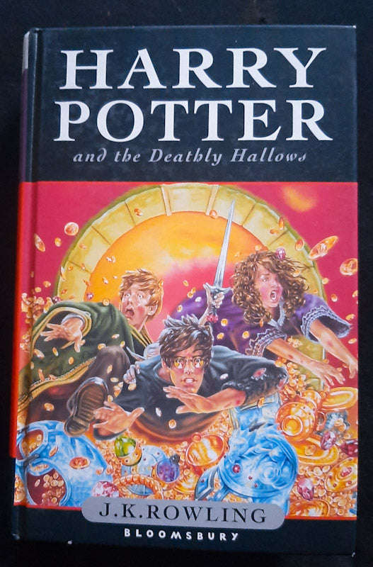 Harry Potter And The Deathly Hallows (Harry Potter #7) (J. K. Rowling)