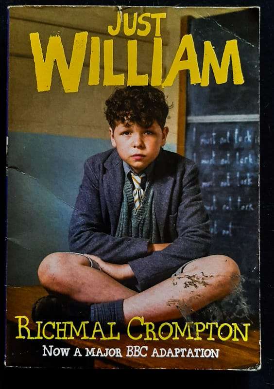 Just William (Just William #1) (Richmal Crompton)