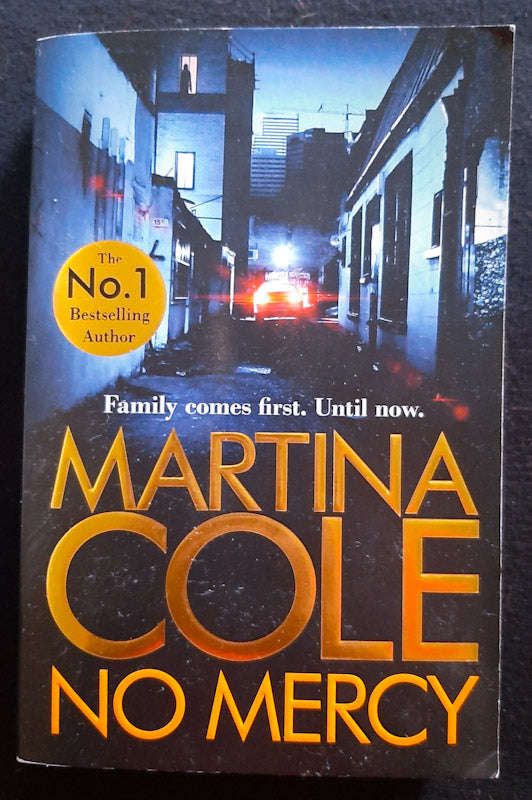 No Mercy (Martina Cole)
