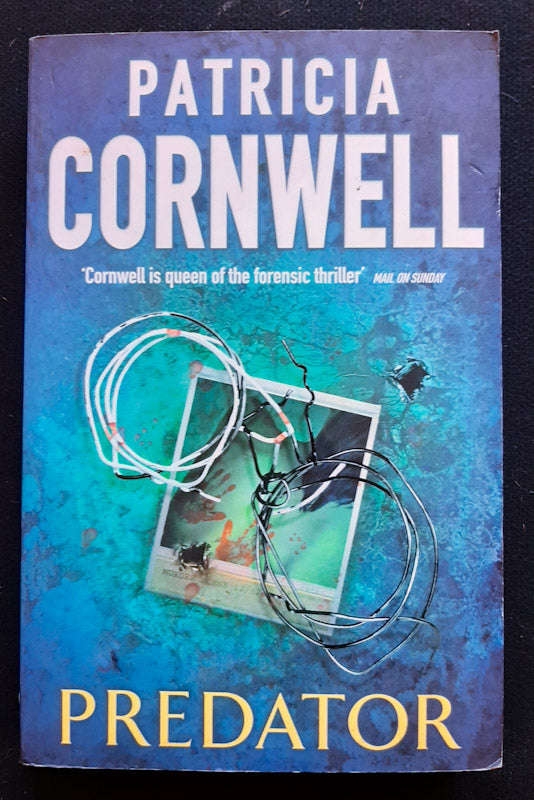 Predator (Kay Scarpetta #14) (Patricia Cornwell)