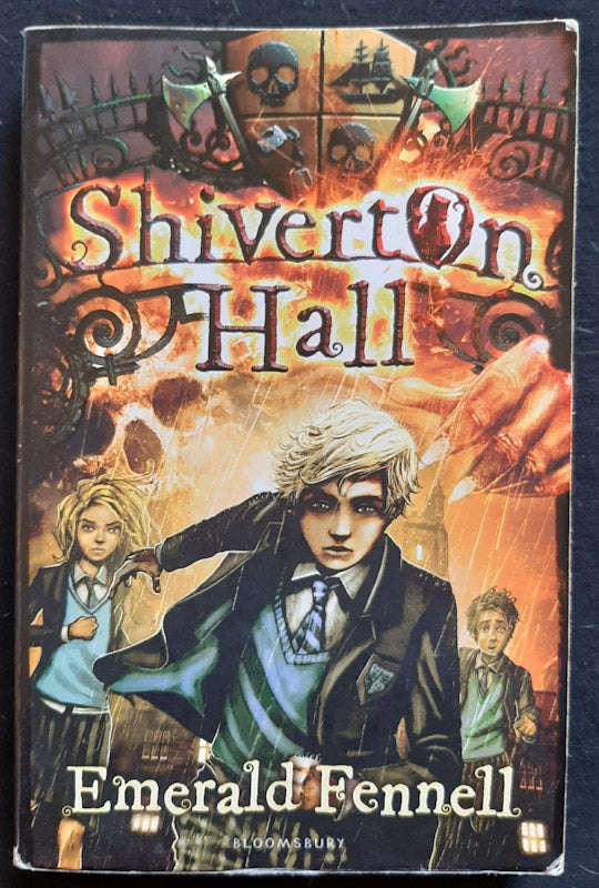 Shiverton Hall (Shiverton Hall #1) (Emerald Fennell)
