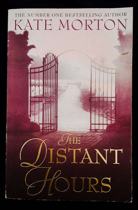 The Distant Hours (Kate Morton)