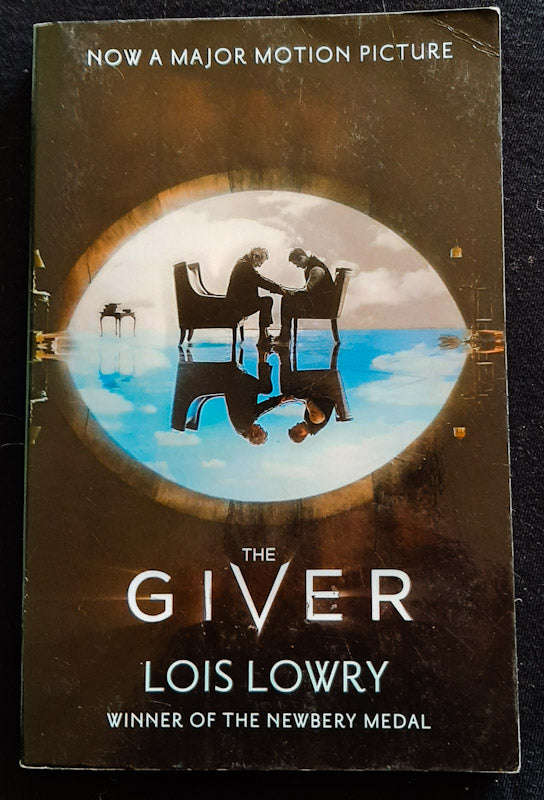The Giver (The Giver #1) (Lois Lowry)