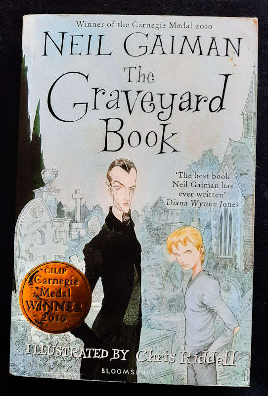The Graveyard Book (Neil Gaiman)
