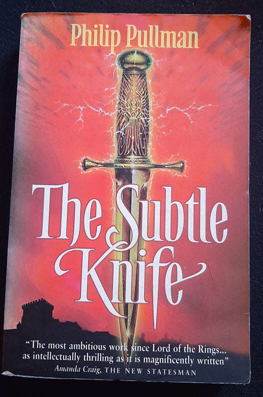 The Subtle Knife (His Dark Materials #2) (Philip Pullman)