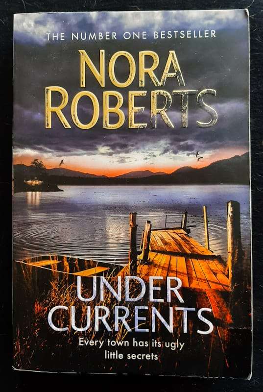 Under Currents (Nora Roberts)