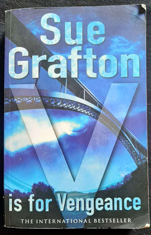 V' Is For Vengence (Kinsey Millhone #22) (Sue Grafton)