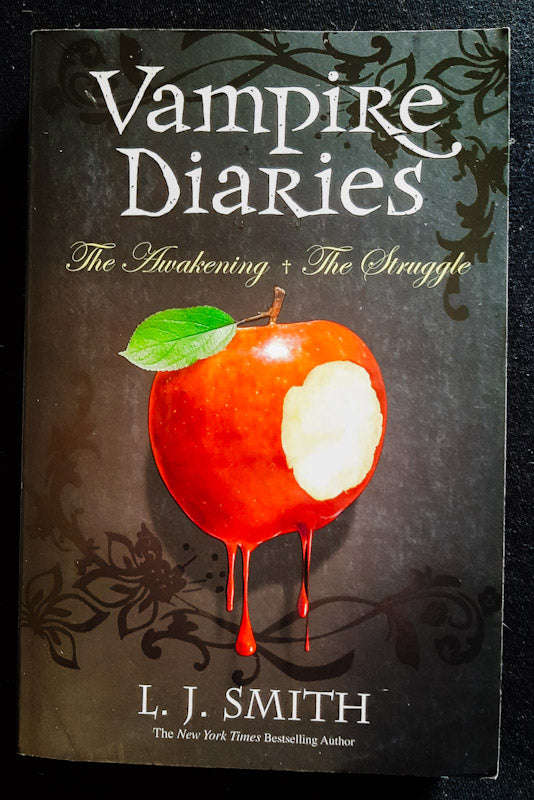 The Awakening & The Struggle (The Vampire Diaries #1-2) (L.J. Smith)