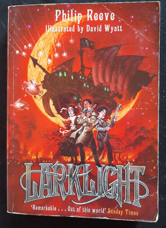 Larklight (Larklight #1) (Philip Reeve)