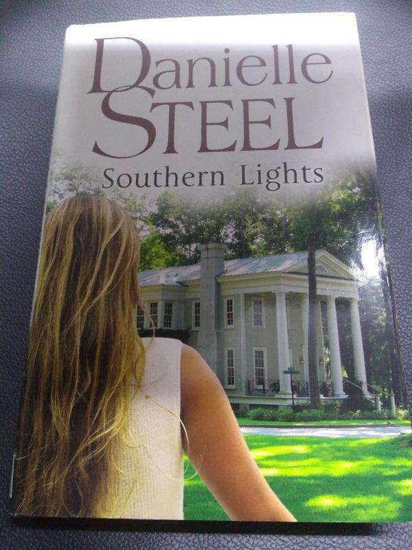 Southern Lights Danielle Steel