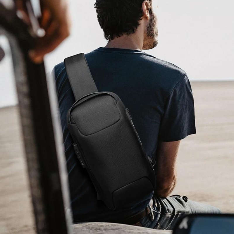 The Bange III Multifunctional Chest Bag