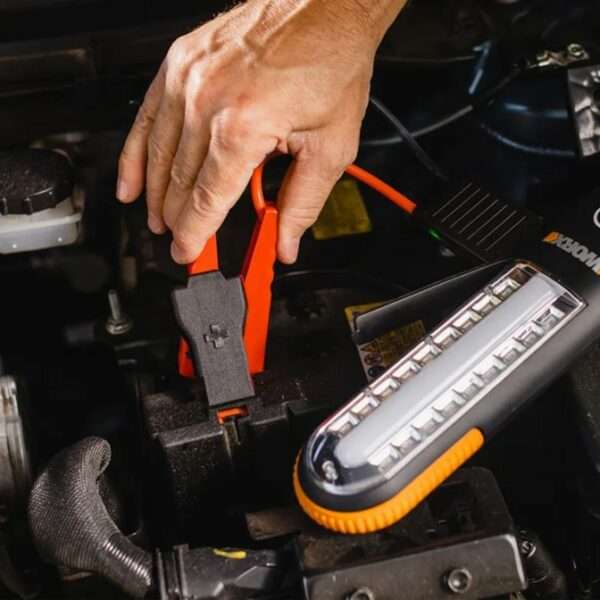 Worx Multi Function Jump Starter - WX852.1