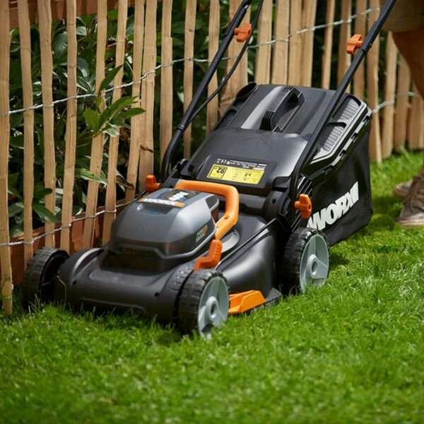 Worx 20V.40V Cordless Lawn Mower & Weed Eater Combo Kit - WG927E