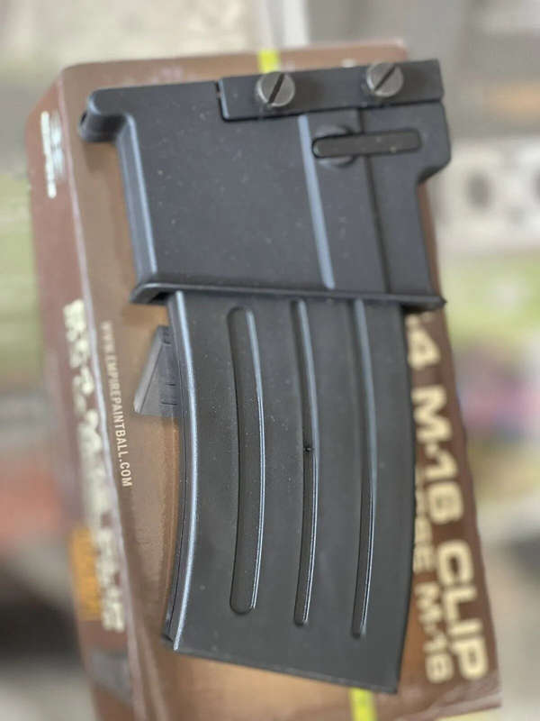 EMPIRE PICATINNY MOUNTED DUMMY MAGAZINE & MAGWELL