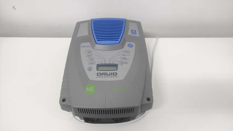 NEMTEK 28 LCD DRUID ELECTRIC FENCE ENERGIZER