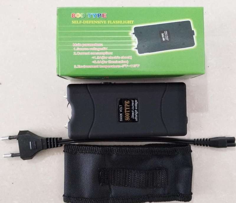 TYPE 800 STUN GUN W/ FLASHLIGHT - BLACK