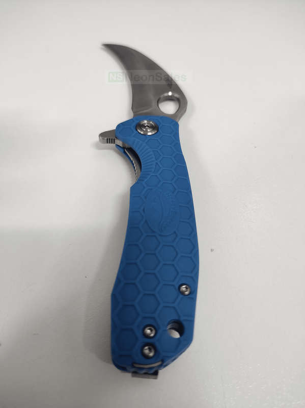 HONEY BADGER CLAW FLIPPER - MEDIUM BLUE