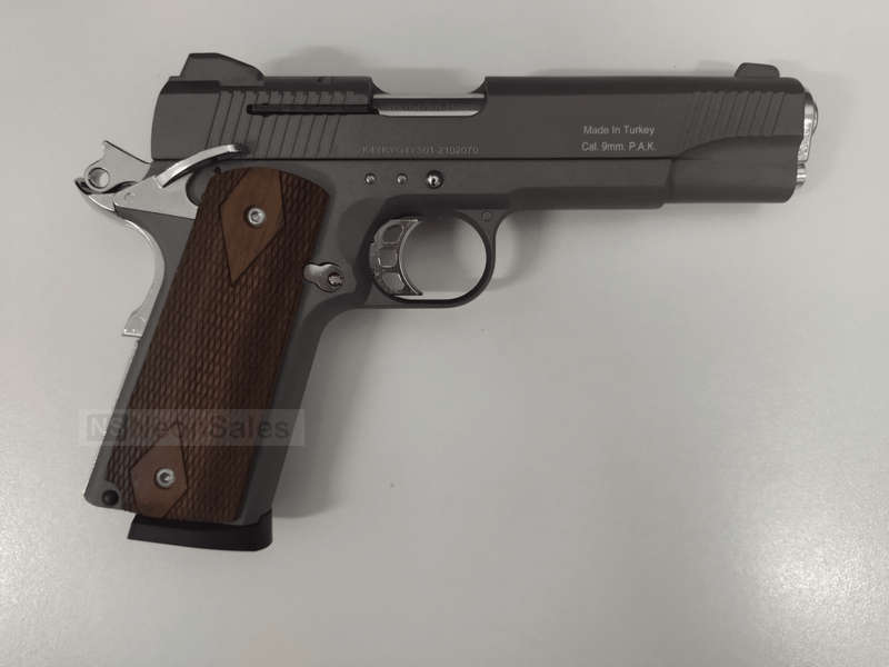 KUZEY 911 BLANK GUN - SMOKED W/ WALNUT GRIPS