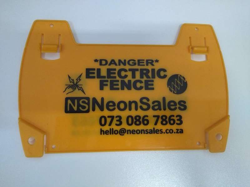 NEMTEK ELECTRIC FENCE WARNING SIGN LARGE