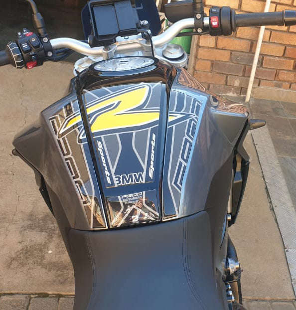 BMW F900 R Motor Bike Tank Pad / Protector. Blue, Red and  White 2020 - 2021