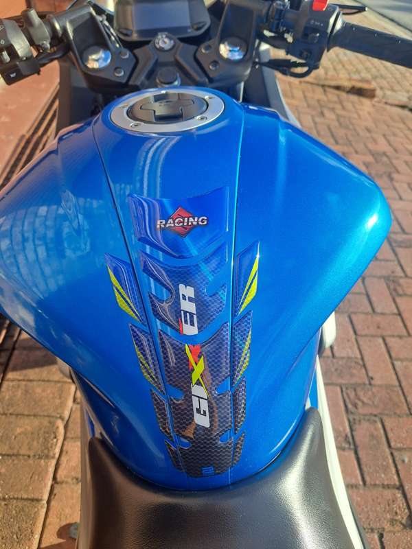 Suzuki GIXXR Blue Motor Bike Tank Pad.