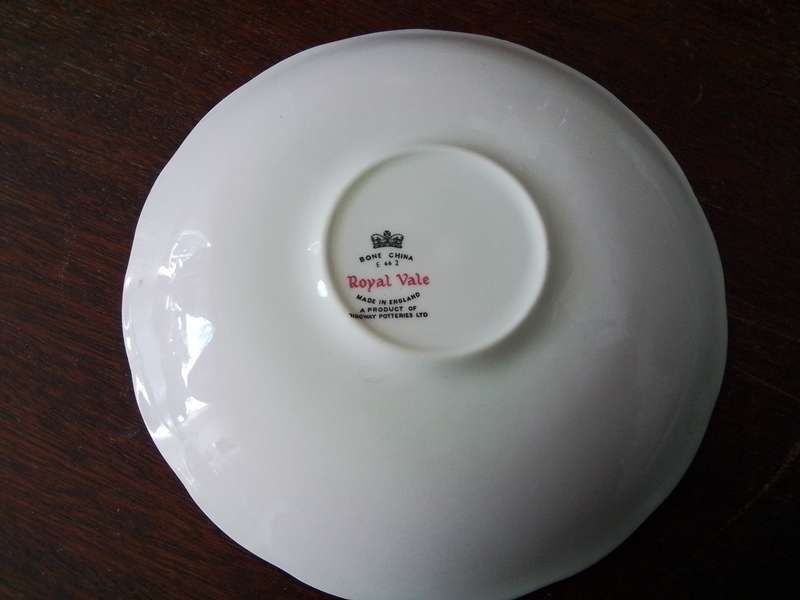 Royal Vale 14cm Plate