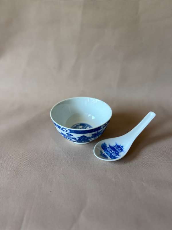 Chinese Bowl and Spoon Set