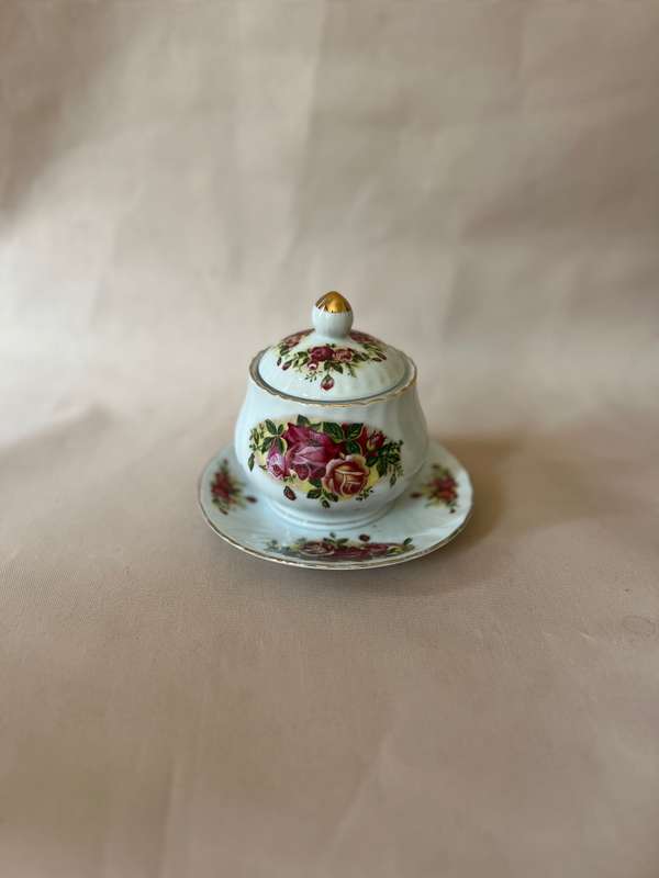 English Rose Sugar Bowl and Saucer