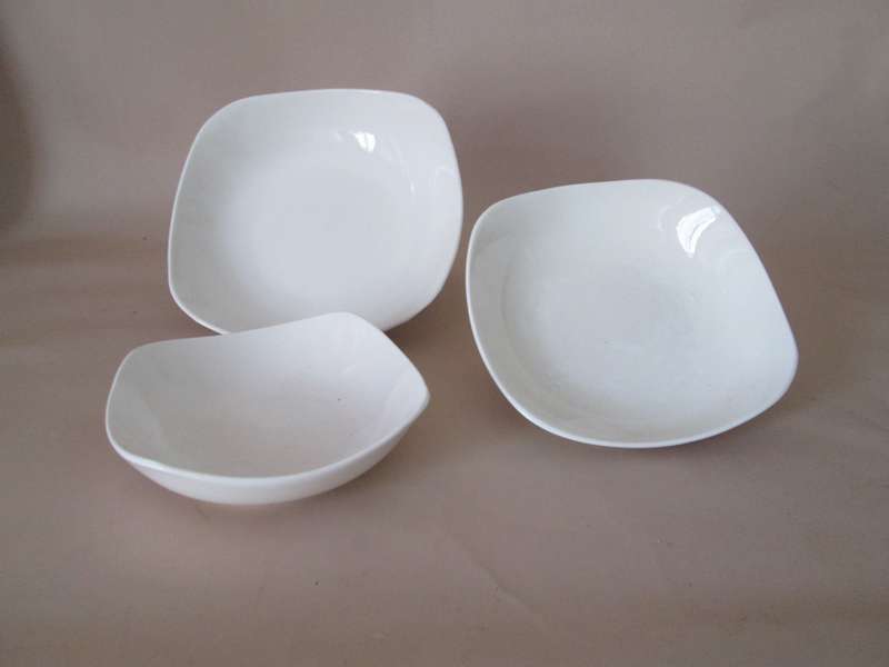 Set of 3 White Snack Servers