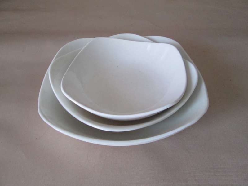 Set of 3 White Snack Servers