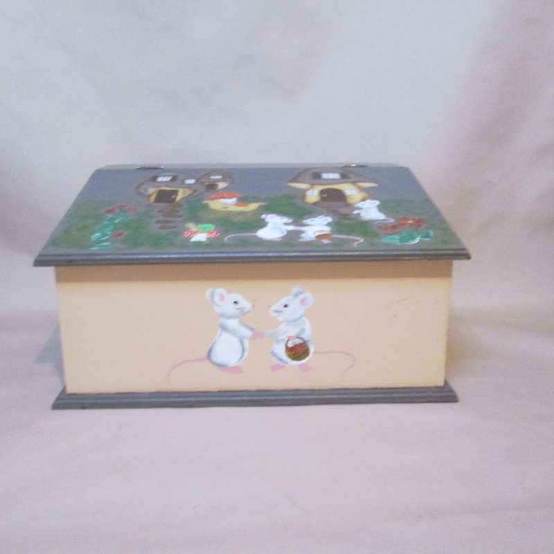Wooden Bread Bin / Storage Box