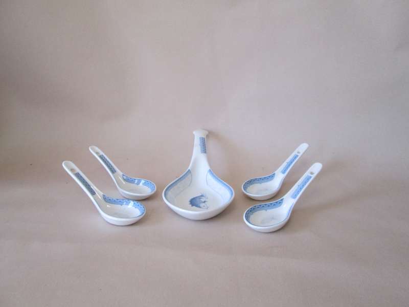 Set of 5 Chinese Spoons