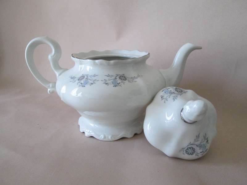 Hugeunot Royale Tea Set