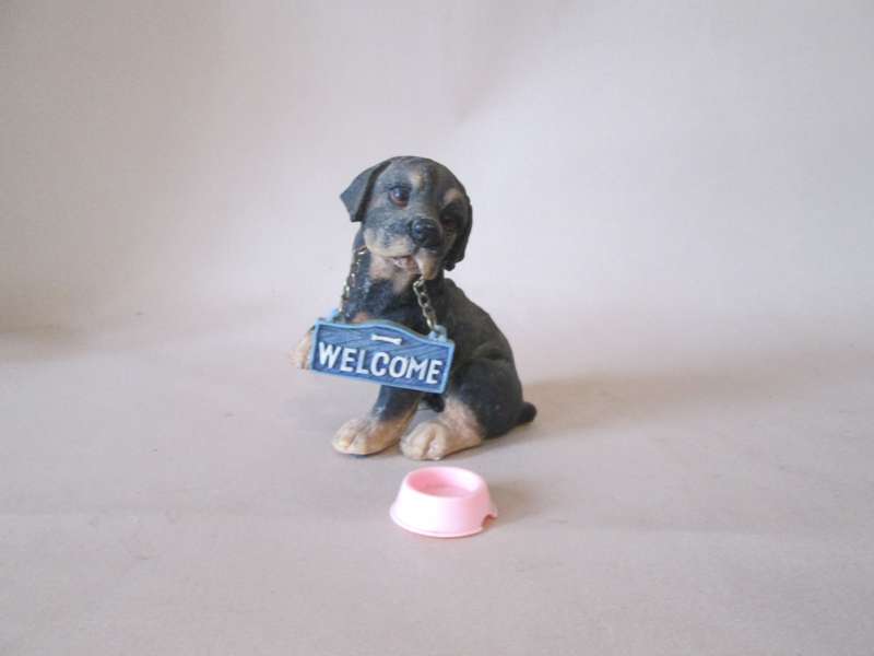 Stoneware Welcome Dog Ornament
