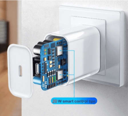 iPhone Fast Charger Kit - 20W PD Adapter and 1m USB-C to Lightning Cable