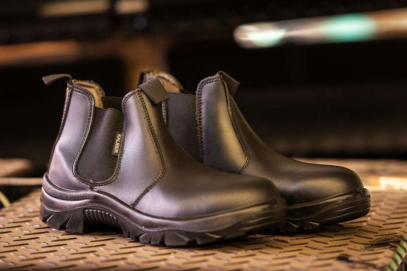 Kaliber Chelsea Boot