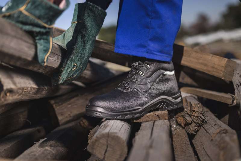 Raptor Safety Boot Size 3 - 13